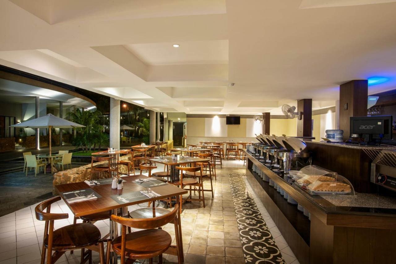 Hotel Neo+ Green Savana Sentul City Bogor Exterior foto