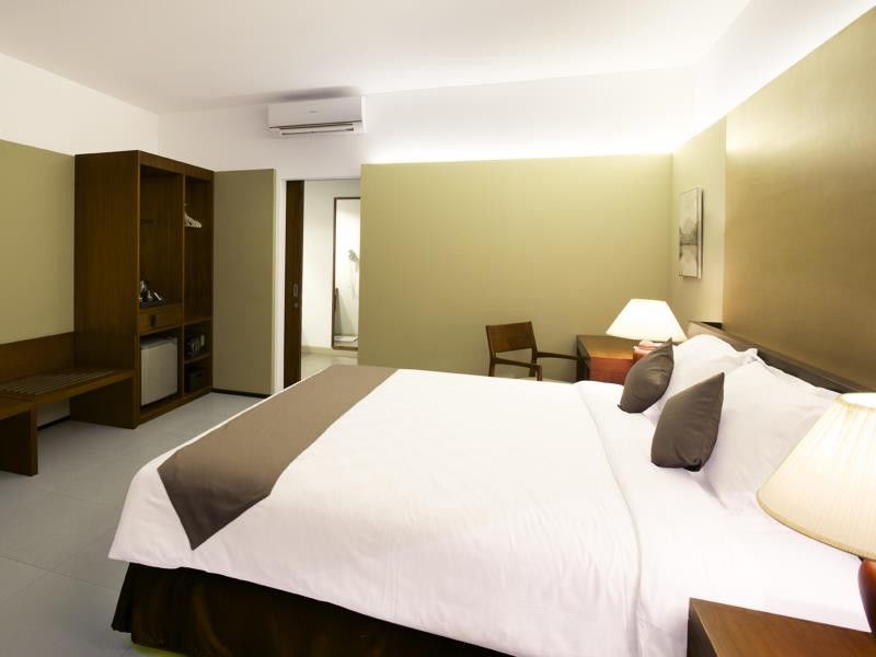 Hotel Neo+ Green Savana Sentul City Bogor Exterior foto