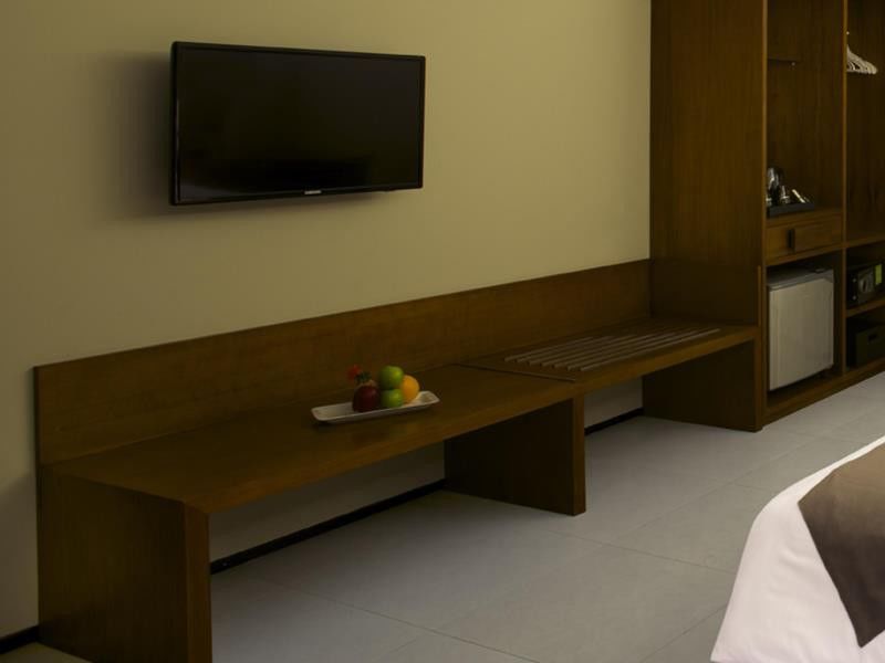 Hotel Neo+ Green Savana Sentul City Bogor Exterior foto